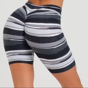 LICIFIT medium scrunch butt shorts